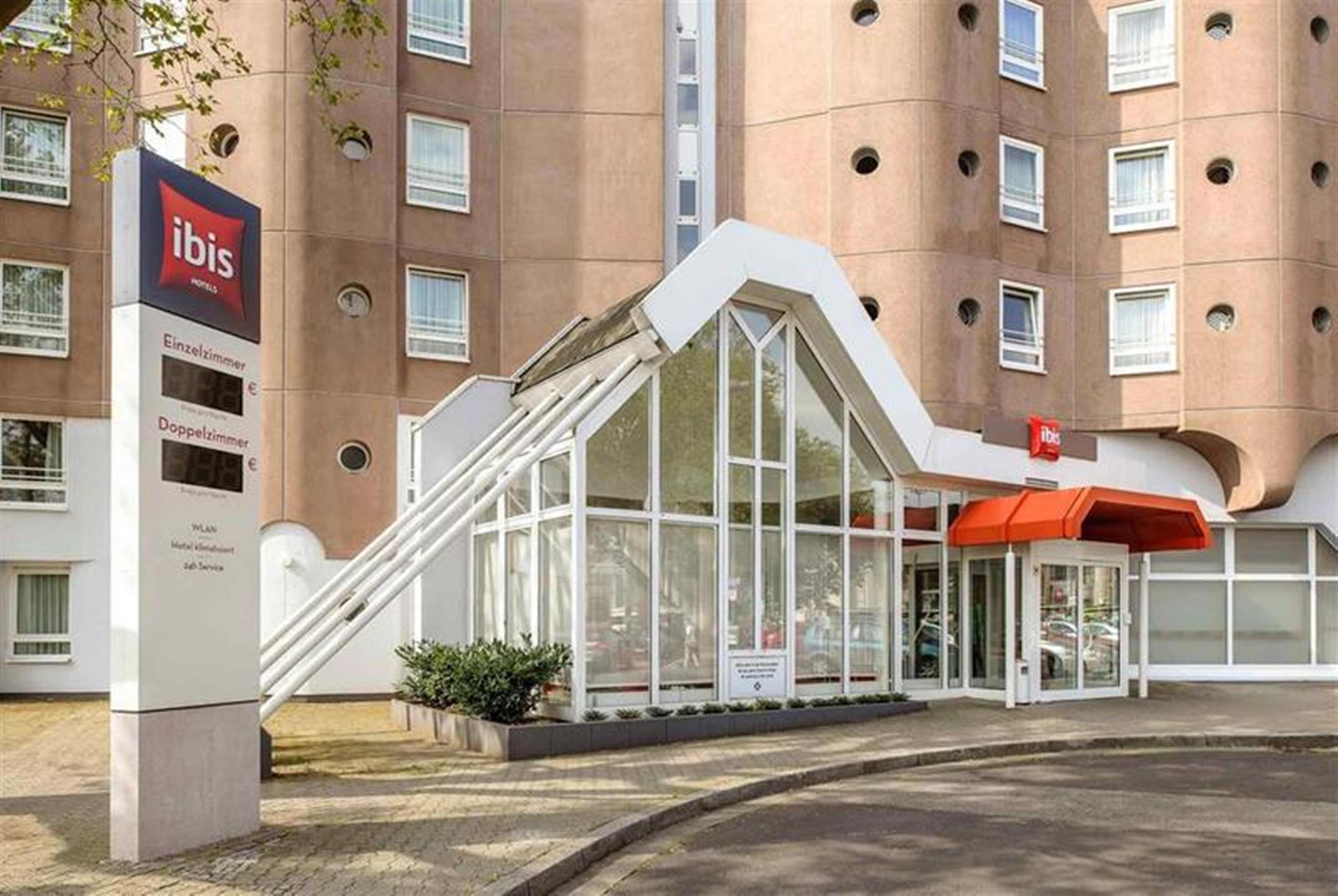 Ibis Heidelberg Hauptbahnhof Hotel Exterior foto
